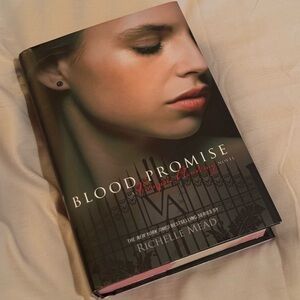 Blood promise - Vampire Academy